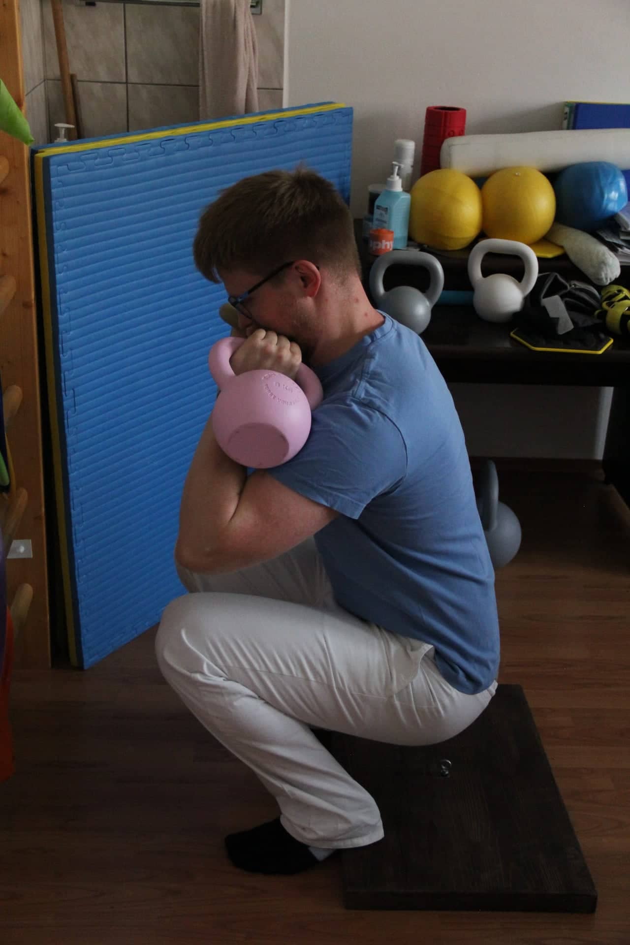 Cvičení s kettlebellem (6)